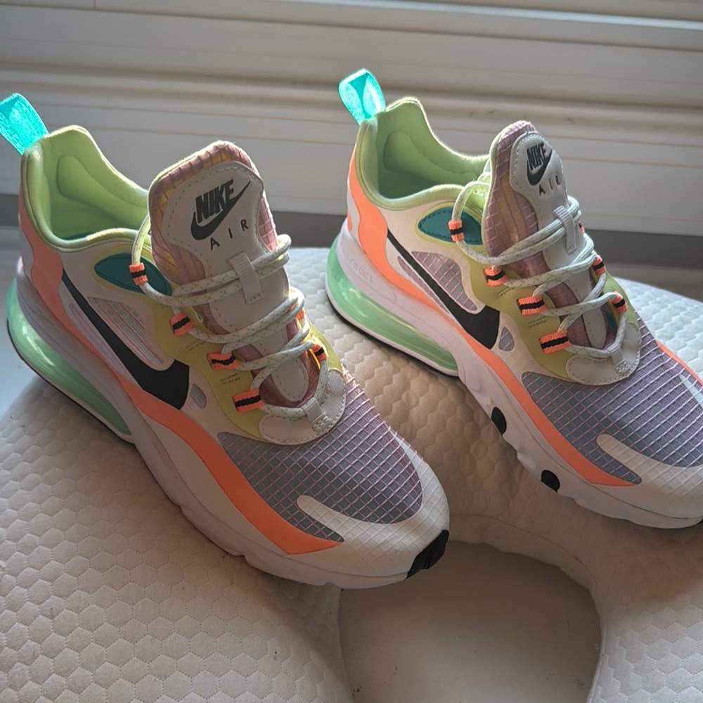 Nike Air Multicolor Sneakers